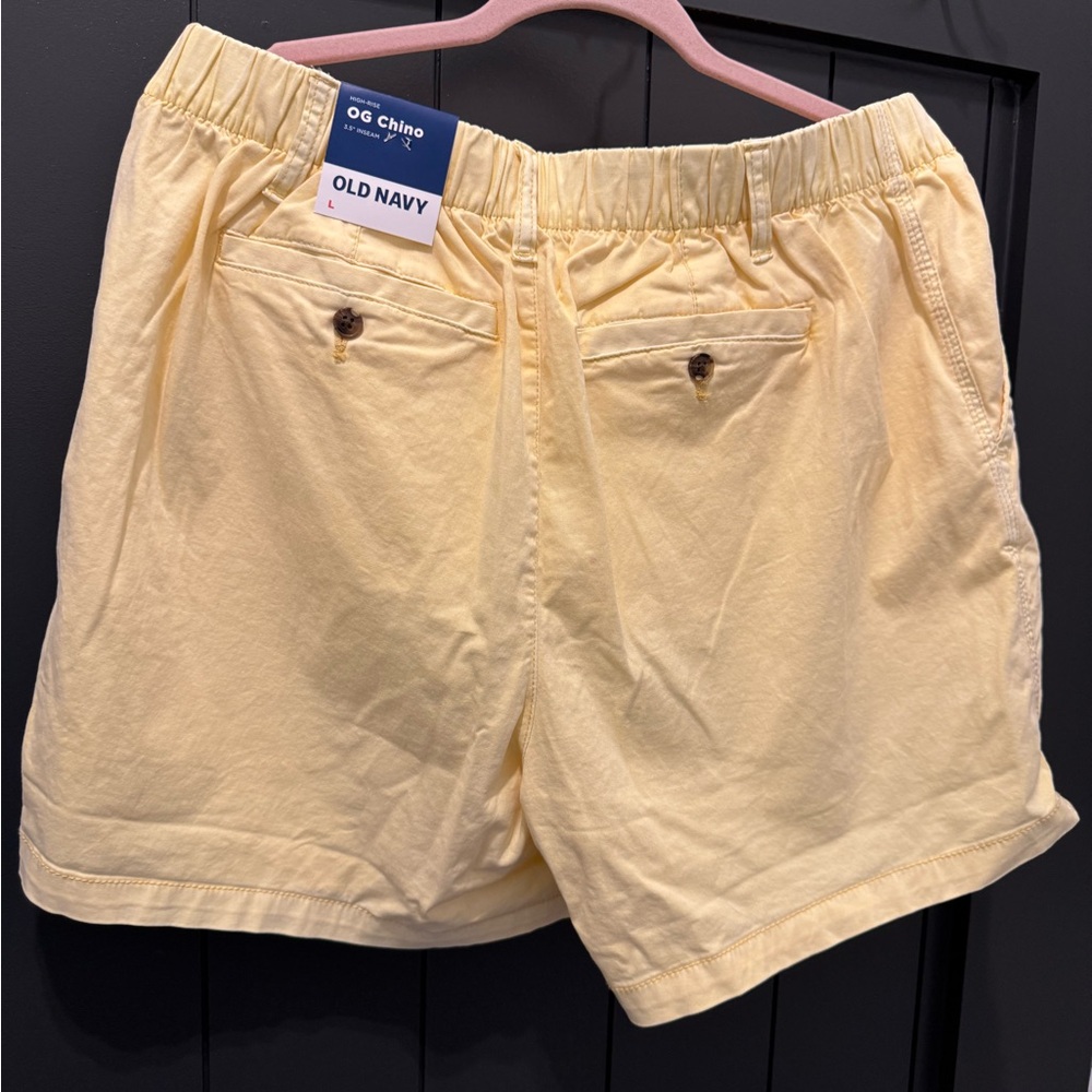Old Navy Yellow High-Rise Bermuda Shorts Casual Style - Picture 2 of 3